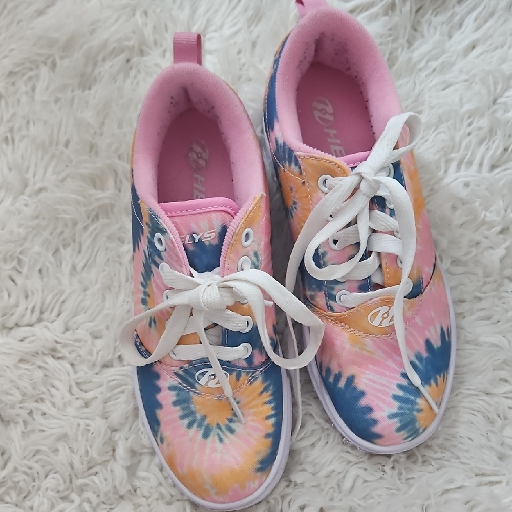 Heelys Kids Tie-Dye Skate Shoes - Pink, Blue, Yellow - Picture 2 of 6